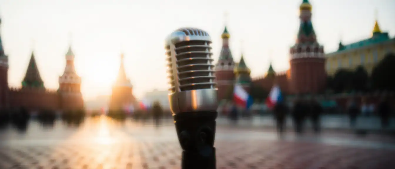 Мастерство за микрофоном: как голос диктора парада Победы покоряет Красную площадь