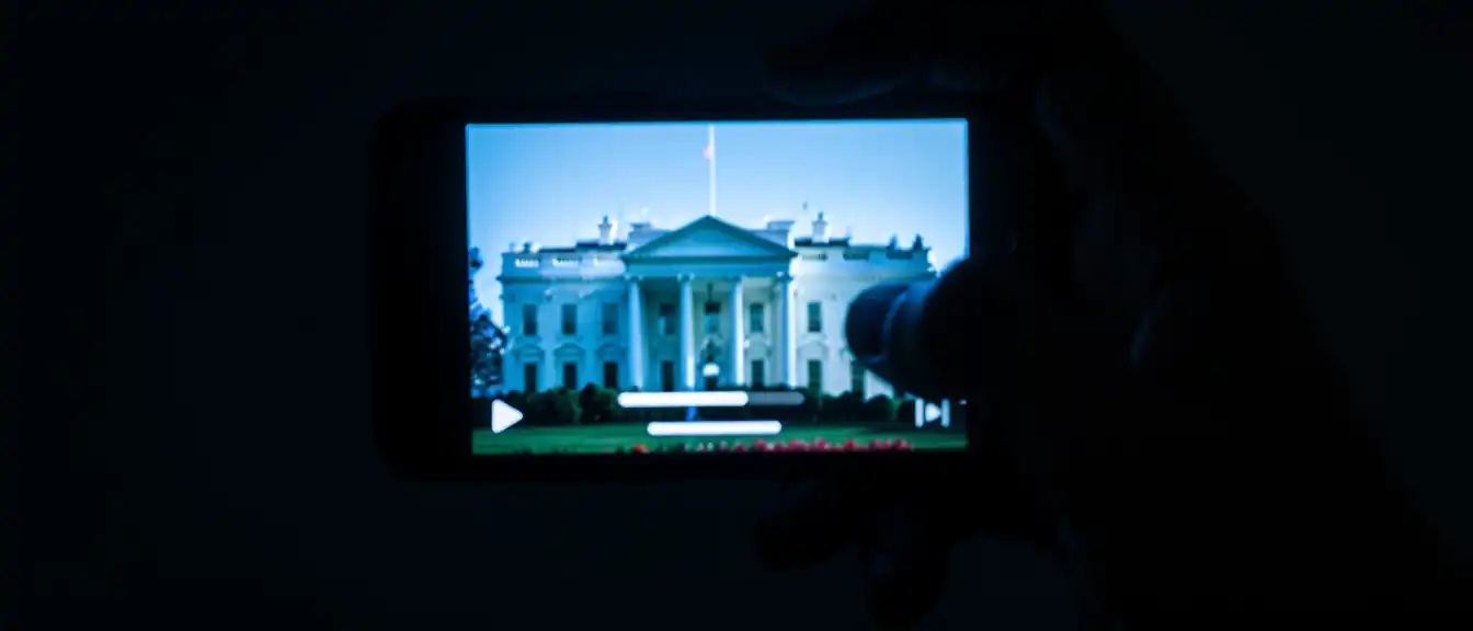 Музыкальный цензор: почему из предвыборных видео Трампа внезапно исчез голос Тейлор Свифт?